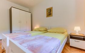 Apartment Villa Iskra